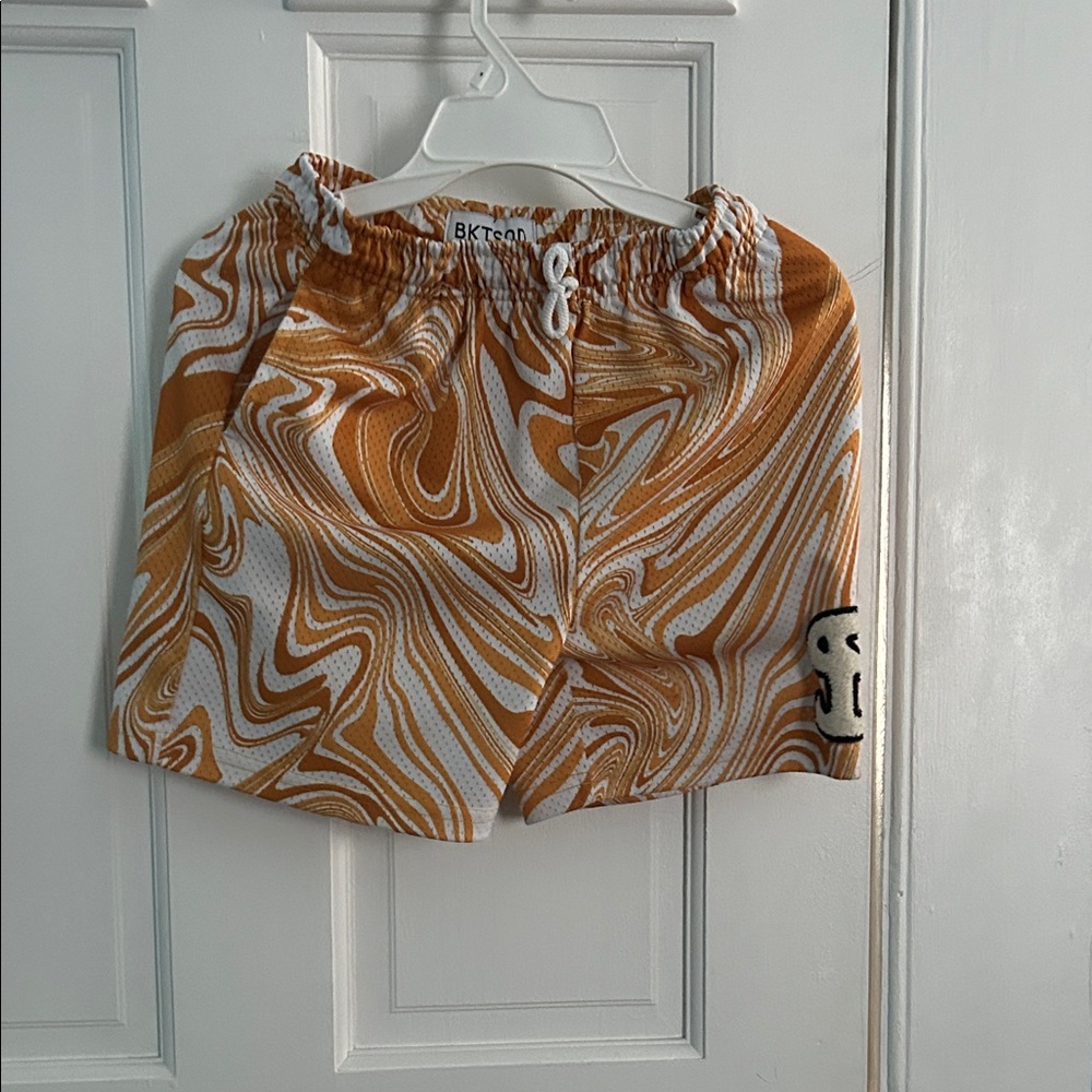 Kids Swirl Pattern Shorts - Orange and White